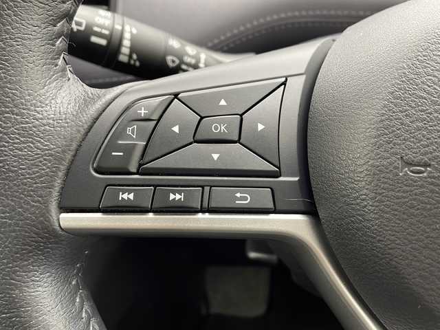 日産 セレナ ハイウェイスター V 千葉県 2022(令4)年 3.1万km ダークメタルグレー/ダイヤモンドブラック プロパイロット/エマージェンシーブレーキ/レーダークルーズコントロール/車線逸脱防止装置/踏み間違え防止/両側パワースライドドア/デジタルインナーミラー/純正SDナビ/フルセグテレビ/Bluetooth/フリップダウンモニター/ドライブレコーダー（前後）/ETC/純正フロアマット/純正ドアバイザー