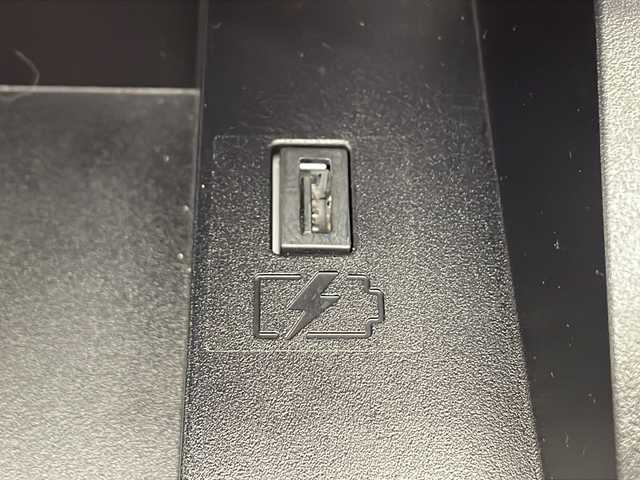 日産 セレナ ハイウェイスター V 千葉県 2022(令4)年 3.1万km ダークメタルグレー/ダイヤモンドブラック プロパイロット/エマージェンシーブレーキ/レーダークルーズコントロール/車線逸脱防止装置/踏み間違え防止/両側パワースライドドア/デジタルインナーミラー/純正SDナビ/フルセグテレビ/Bluetooth/フリップダウンモニター/ドライブレコーダー（前後）/ETC/純正フロアマット/純正ドアバイザー