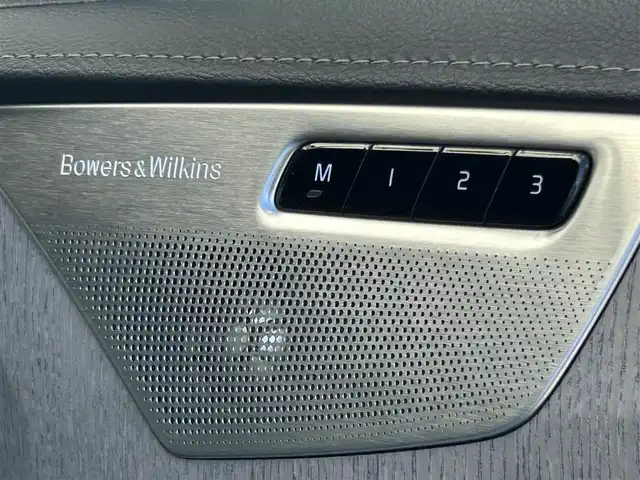 ボルボ ＸＣ９０ B6 AWD インスクリプション 長野県 2020(令2)年 4万km グレーⅡ エアサス装着車 /パノラマサンルーフ /HUD /Bowers＆Wilkinsサウンド /CarPlay /ブルー系レザーシート /ベンチレーション /シートヒーター /クリスタルシフトノブ /ステアリングヒーター /PWバックドア /純正ナビ /360°カメラ