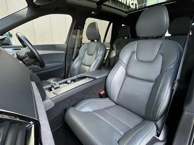 ボルボ ＸＣ９０ B6 AWD インスクリプション 長野県 2020(令2)年 4万km グレーⅡ エアサス装着車 /パノラマサンルーフ /HUD /Bowers＆Wilkinsサウンド /CarPlay /ブルー系レザーシート /ベンチレーション /シートヒーター /クリスタルシフトノブ /ステアリングヒーター /PWバックドア /純正ナビ /360°カメラ