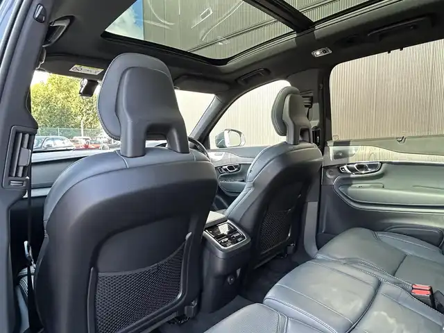 ボルボ ＸＣ９０ B6 AWD インスクリプション 長野県 2020(令2)年 4万km グレーⅡ エアサス装着車 /パノラマサンルーフ /HUD /Bowers＆Wilkinsサウンド /CarPlay /ブルー系レザーシート /ベンチレーション /シートヒーター /クリスタルシフトノブ /ステアリングヒーター /PWバックドア /純正ナビ /360°カメラ