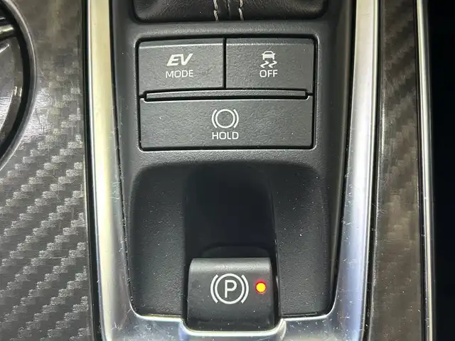 トヨタ クラウン ハイブリッド RS アドバンス 神奈川県 2020(令2)年 1.7万km ブラック メーカーナビゲーション/AM/FM/Bluetooth接続/フルセグTV/CD/DVD/USB/Miracast/電動ムーンルーフ/モデリスタエアロ（サイド/リア/マフラー）/前後ドライブレコーダー/ブラインドスポットモニター/バックカメラ/アダプティブクルーズコントロール/レザーシート/シートヒーター＋エアシート/前席パワーシート/ヘッドアップディスプレイ/スマートキー/スペアキー/ETC2.0/純正18インチアルミホイール/LEDヘッドライト/オートライト/オートマチックハイビーム/コーナーセンサー/横滑り防止装置/盗難防止装置/衝突被害軽減システム