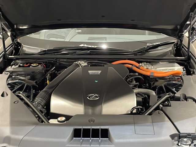 レクサス ＬＣ 500h Sパッケージ 新潟県 2018(平30)年 2.7万km グラファイトブラックガラスフレーク オプション装備/マークレビンソンリファレンスサラウンドサウンドシステム/カラーヘッドアップディスプレイ/標準装備/10.3インチワイドディスプレイ（フルセグTV、CD、DVD、Blu-ray、Miracast、Bluetooth、SD、USB、AUX）/バックカメラ/ETC2.0/ブラインドスポットモニター/プリクラッシュセーフティ/レーダークルーズコントロール/レーンキーピングアシスト/オートマチックハイビーム/CFRPルーフ、CFRPスカッフプレート/21インチ鍛造アルミホイール（ポリッシュ仕上げ＋ブラック塗装）/アクティブリヤウイング/ トルセンLSD/ギヤ比可変ステアリング［VGRS］/VDIM（アクティブステアリング統合制御付）/LDH（レクサス・ダイナミック・ハンドリングシステム）/アルカンターラルーフ/サンバイザー/ピラー・ルーフサイドガーニッシュ/パッケージトレイ/アルカンターラメーターフード/運転席・助手席アルカンターラ/本革スポーツシート（ベンチレーション・ヒーター付）＆後席アルカンターラシート/運転席・助手席8Wayパワーシート/クリアランスソナー/純正フロアマット
