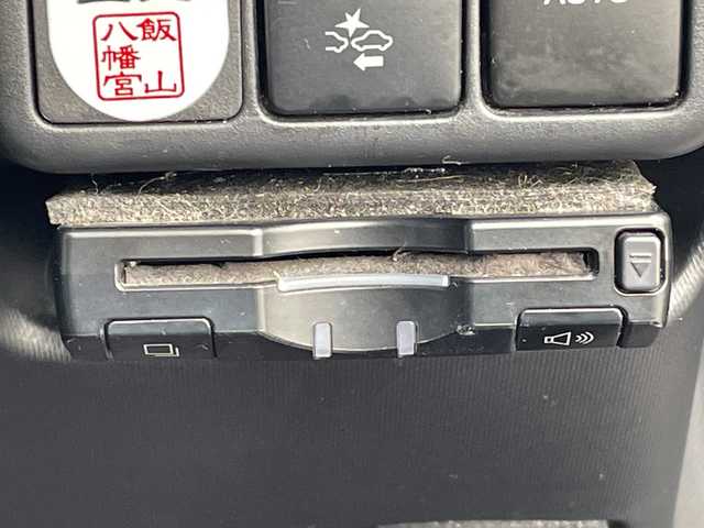 トヨタ アクア S 山口県 2017(平29)年 6.6万km ブラックマイカ 純正SDナビ/（AM/FM/CD/DVD/フルセグTV/Bluetooth接続）/バックカメラ/ドライブレコーダー（F/R）/純正フロアマット/ステアリングリモコンアダプター/レーダー探知機/ETC/アイドリングストップ/オートライト/スマートキー/エンジンスタートボタン/取扱説明書/車線逸脱警報