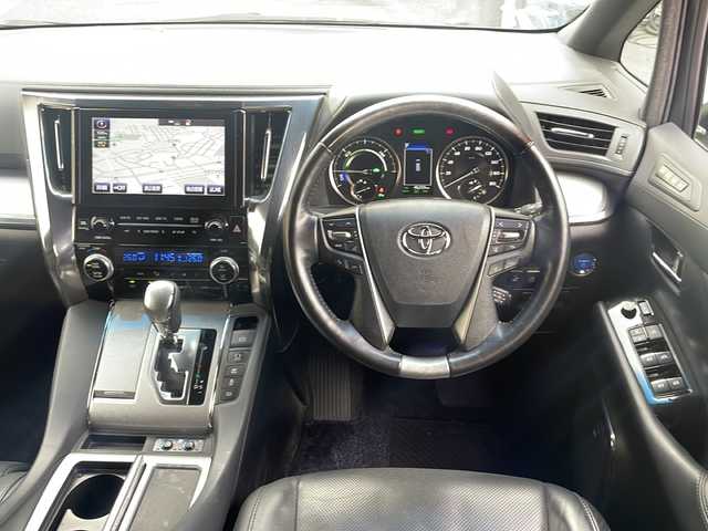 トヨタ アルファードハイブリット エグゼクティブ ラウンジ S 広島県 2019(令1)年 4.7万km ホワイトパールクリスタルシャイン /登録時走行距離/　　　　　　　46213キロ/4WD/メーカーナビ/パノラミックビューモニター/地デジ/JBLサウンドシステム/黒革シート/エアシート/PCS/純正フリップダウンモニター/モデリスタAW/nano/ビルトインETC/新車時整備手帳/　　【保証書】/取扱説明書/