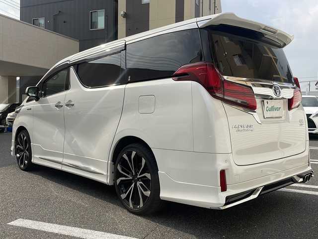 トヨタ アルファードハイブリット エグゼクティブ ラウンジ S 広島県 2019(令1)年 4.7万km ホワイトパールクリスタルシャイン /登録時走行距離/　　　　　　　46213キロ/4WD/メーカーナビ/パノラミックビューモニター/地デジ/JBLサウンドシステム/黒革シート/エアシート/PCS/純正フリップダウンモニター/モデリスタAW/nano/ビルトインETC/新車時整備手帳/　　【保証書】/取扱説明書/