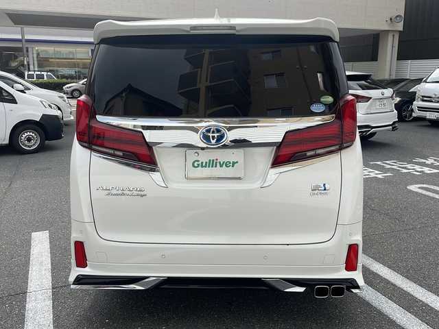 トヨタ アルファードハイブリット エグゼクティブ ラウンジ S 広島県 2019(令1)年 4.7万km ホワイトパールクリスタルシャイン /登録時走行距離/　　　　　　　46213キロ/4WD/メーカーナビ/パノラミックビューモニター/地デジ/JBLサウンドシステム/黒革シート/エアシート/PCS/純正フリップダウンモニター/モデリスタAW/nano/ビルトインETC/新車時整備手帳/　　【保証書】/取扱説明書/