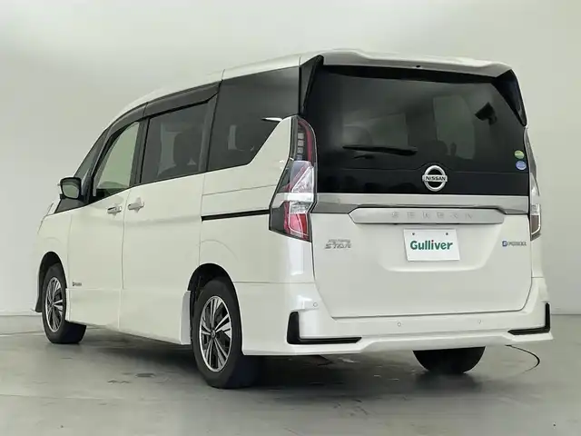 日産 セレナ