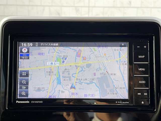 スズキ スペーシア HYBRID X 静岡県 2022(令4)年 3.2万km ピュアホワイトP 社外ナビ/地デジTV/社外CD/DVD/Bluetooth/バックカメラ/両側パワースライドドア/オートライト/リアセンサー/USB/スマートキー