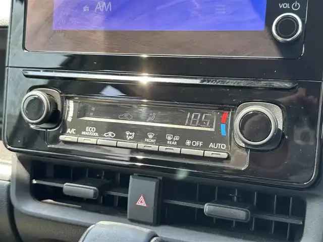 トヨタ シエンタ G 群馬県 2023(令5)年 2.6万km ホワイトパールクリスタルシャイン Toyota Safety Sense/・プリクラッシュセーフティ/・レーンディパーチャーアラート/・オートハイビーム/・レーダークルーズコントロール/・ブラインドスポットモニター/両側パワースライドドア/ナビゲーション/ブルートゥース/USB接続/バックカメラ/ETC/LEDヘッドライト/クリアランスソナー/サイド/カーテンエアバッグ/スマートキー/保証書/取扱説明書/整備手帳