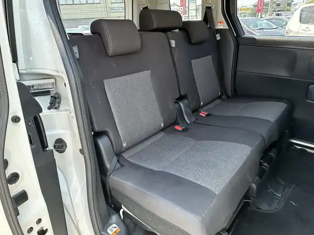 トヨタ シエンタ G 群馬県 2023(令5)年 2.6万km ホワイトパールクリスタルシャイン Toyota Safety Sense/・プリクラッシュセーフティ/・レーンディパーチャーアラート/・オートハイビーム/・レーダークルーズコントロール/・ブラインドスポットモニター/両側パワースライドドア/ナビゲーション/ブルートゥース/USB接続/バックカメラ/ETC/LEDヘッドライト/クリアランスソナー/サイド/カーテンエアバッグ/スマートキー/保証書/取扱説明書/整備手帳
