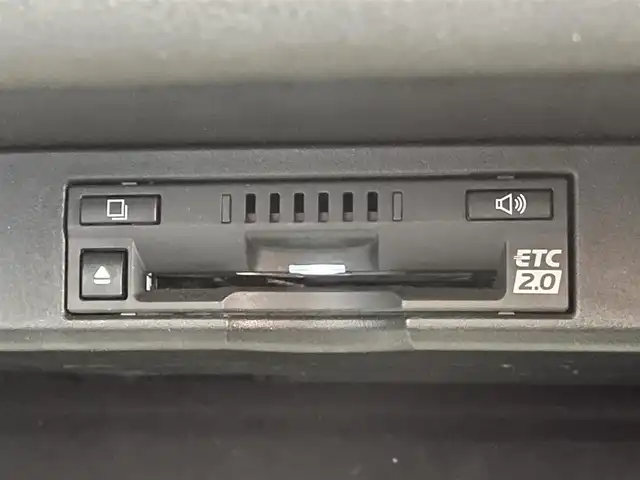レクサス ＮＸ 300h 東京都 2018(平30)年 3.5万km ソニッククォーツ 純正ナビ/バックモニター/プリクラッシュセーフティ/レーンディパーチャー/レーダークルーズコントロール/シートヒーター/ＥＴＣ/ドライブレコーダー/パワーシート/電動リアゲート/スマートキー