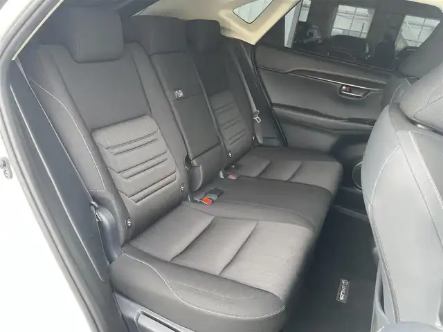レクサス ＮＸ 300h 東京都 2018(平30)年 3.5万km ソニッククォーツ 純正ナビ/バックモニター/プリクラッシュセーフティ/レーンディパーチャー/レーダークルーズコントロール/シートヒーター/ＥＴＣ/ドライブレコーダー/パワーシート/電動リアゲート/スマートキー