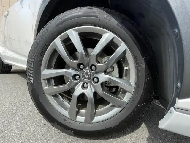レクサス ＮＸ 300h 東京都 2018(平30)年 3.5万km ソニッククォーツ 純正ナビ/バックモニター/プリクラッシュセーフティ/レーンディパーチャー/レーダークルーズコントロール/シートヒーター/ＥＴＣ/ドライブレコーダー/パワーシート/電動リアゲート/スマートキー