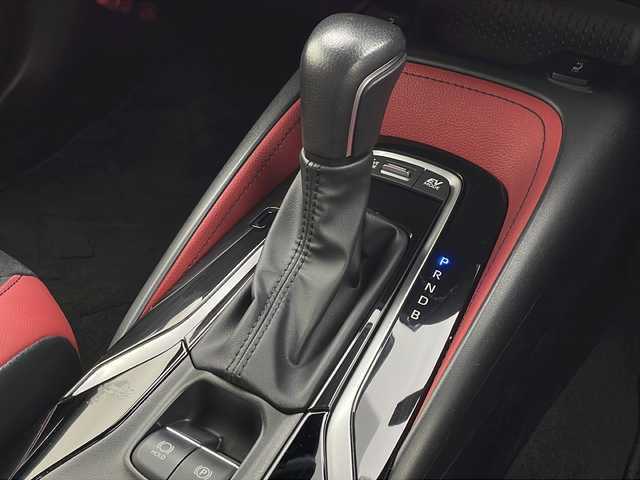 トヨタ カローラ スポーツ ハイブリッドG Z 宮城県 2023(令5)年 1.5万km プラチナホワイトパールマイカ ワンオーナー/純正10.5インチディスプレイオーディオ/(USB/FM/AM/Miracast)/フルセグTV/Bluetooth/ETC2.0/バックカメラ/前後ドライブレコーダー/レーダー探知機/レーダークルーズコントロール/ブラインドスポットモニター/ハーフレザー/シートヒーター/ステアリングヒーター/プッシュスタート/スマートキー/スペアキー/SOSスイッチ/オートライト/オートマチックハイビーム/LEDヘッドライト/ヘッドライトレベライザー/ワイパーデアイサー/テイン車高調/純正18インチアルミホイール/社外フロアマット