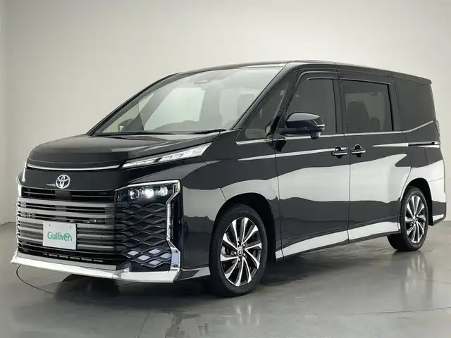トヨタ ヴォクシー ハイブリッド S－Z 愛知県 2022(令4)年 3.3万km グリッターブラックガラスフレーク 純正１０．５型ＤＡナビＴＶ　ＤＶＤデッキ　快適利便Ｈｉｇｈ　セーフティセンス　衝突軽減　追従クルコン　三眼ＬＥＤオートライト　シートヒーター　前後ドラレコ　ＡＣ１００Ｖ電源　パワーバックドア　ハーフレザー　オットマン　HDMIポート　ETC２．０　前後ドラレコ　禁煙車