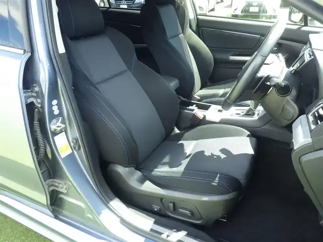 スバル レヴォーグ 1．6GT－S アイサイト 千葉県 2015(平27)年 5.1万km スティールブルーグレーM アイサイト/純正ダイヤトーンサウンドナビ/【DVD/CD再生機能　Bluetooth接続】/バックカメラ/革巻きステアリング/パドルシフト/ETC/LEDヘッドライト/フォグライト/ウインカーミラー/純正18インチアルミホイル/サイド/カーテンエアバッグ/スマートキー