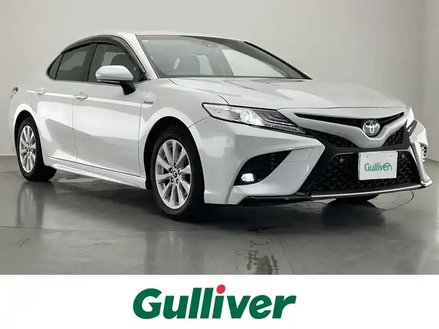 トヨタ カムリ WS 愛知県 2019(平31)年 6.8万km プラチナホワイトパールマイカ 純正ナビ　バックカメラ　ブラインドスポットモニター　レーダークルーズコントロール　パワーシート　ＥＴＣ　純正アルミホイール　ハーフレザーシート　LEDヘッドライト　オートライト 純正フロアマット 禁煙