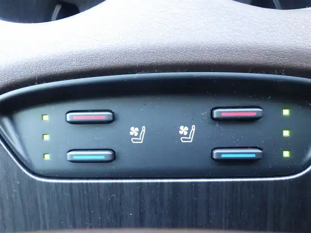 トヨタ ハリアー Z レザーパッケージ 千葉県 2020(令2)年 5.1万km ホワイトパールクリスタルシャイン Toyota Safety Sense/・プリクラッシュセーフティ/・レーンディパーチャーアラート/・オートハイビーム/・レーダークルーズコントロール/・ブラインドスポットモニター/ヘッドアップディスプレイ/パワーバックドア/ブラックレザーシート/前席パワーシート/エアシート/シートヒーター/純正コネクティッドナビ/地デジTV/【Bluetooth接続】/パノラミックビューモニター/ドライブレコーダー/置くだけ充電/革巻きステアリング/ステアリングヒーター/ステアリングスイッチ/ETC（2.0）/LEDヘッドライト/フォグライト/ウインカーミラー/クリアランスソナー/純正19インチアルミホイル/サイド/カーテンエアバッグ/スマートキー
