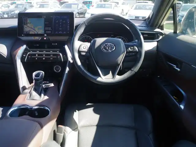 トヨタ ハリアー Z レザーパッケージ 千葉県 2020(令2)年 5.1万km ホワイトパールクリスタルシャイン Toyota Safety Sense/・プリクラッシュセーフティ/・レーンディパーチャーアラート/・オートハイビーム/・レーダークルーズコントロール/・ブラインドスポットモニター/ヘッドアップディスプレイ/パワーバックドア/ブラックレザーシート/前席パワーシート/エアシート/シートヒーター/純正コネクティッドナビ/地デジTV/【Bluetooth接続】/パノラミックビューモニター/ドライブレコーダー/置くだけ充電/革巻きステアリング/ステアリングヒーター/ステアリングスイッチ/ETC（2.0）/LEDヘッドライト/フォグライト/ウインカーミラー/クリアランスソナー/純正19インチアルミホイル/サイド/カーテンエアバッグ/スマートキー