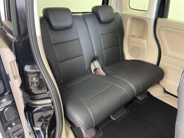 ホンダ Ｎ ＢＯＸ G 道央・札幌 2019(平31)年 5.8万km クリスタルブラックパール ・4WD/・純正オーディオ/・CD/AUX/・両側スライドドア/・運転席＆助手席シートヒーター/・LEDヘッドライト/・スマートキー/プッシュスタート/・横滑り防止装置/盗難防止装置/・ABS/・Wエアバック