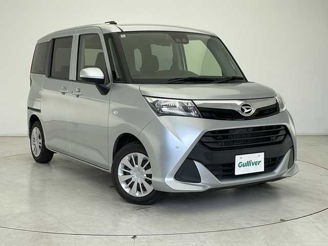 ダイハツ トール X SAⅢ 千葉県 2020(令2)年 4.6万km ブライトシルバーメタリック 衝突被害軽減システム/横滑り防止装置/コーナーセンサー（前後）/純正メモリナビ/　（Bluetooth/CD/DVD）/バックカメラ/ビルトインETC/片側パワースライドドア/純正フロアマット/ウォークスルー/アイドリングストップ/パワーステアリング/パワーウィンドウ/オートハイビーム
