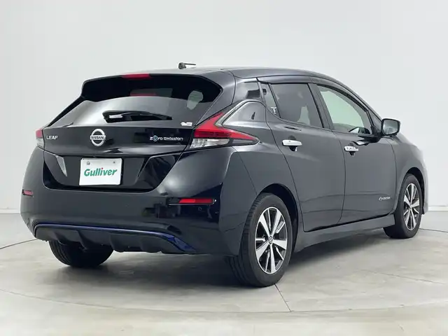 日産 リーフ X 新潟県 2019(平31)年 8.1万km スーパーブラック ワンオーナー/プロパイロット/純正メモリナビ/　フルセグTV/Bluetooth/CD/DVD/USB/衝突被害軽減ブレーキ/レーダークルーズコントロール/BSW(後側方車両検知警報)/RCTA(後退時車両検知警報)/前席シートヒーター/アラウンドビューモニター/スマートルームミラー/ドライブレコーダー【DJ4-S】/ビルトインETC/ステアリングヒーター/前後コーナーセンサー/横滑り防止装置/レザーステアリング/ステアリングスイッチ