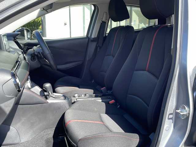 マツダ デミオ XD ツーリング 青森県 2015(平27)年 8.4万km アルミニウムメタリック ・4WD/・ディーゼルターボ/・純正ナビ/・Bluetooth/・フルセグTV/・バックカメラ/・衝突軽減ブレーキ/・クルーズコントロール/・レーンキープアシスト/・コーナーセンサー/・純正LEDヘッドライト/・純正16AW/・オートライト/・プッシュスタート/・スマートキー/・パドルシフト/・スペアキーあり