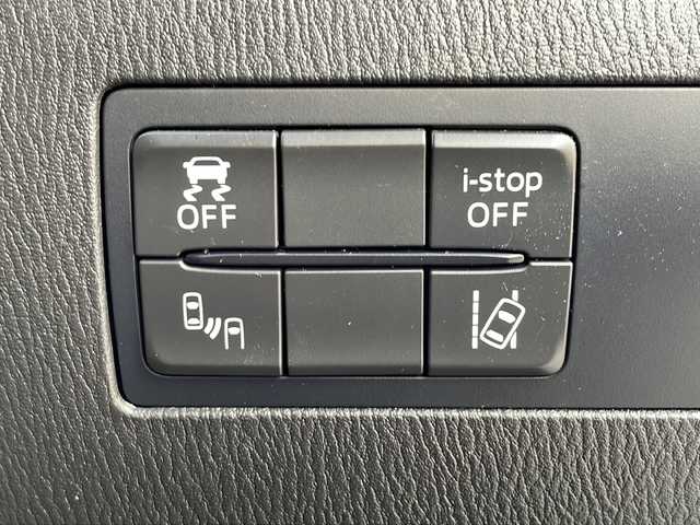 マツダ デミオ XD ツーリング 青森県 2015(平27)年 8.4万km アルミニウムメタリック ・4WD/・ディーゼルターボ/・純正ナビ/・Bluetooth/・フルセグTV/・バックカメラ/・衝突軽減ブレーキ/・クルーズコントロール/・レーンキープアシスト/・コーナーセンサー/・純正LEDヘッドライト/・純正16AW/・オートライト/・プッシュスタート/・スマートキー/・パドルシフト/・スペアキーあり