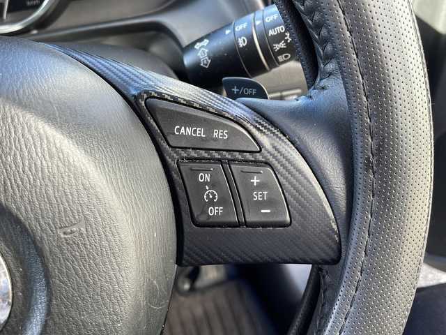 マツダ デミオ XD ツーリング 青森県 2015(平27)年 8.4万km アルミニウムメタリック ・4WD/・ディーゼルターボ/・純正ナビ/・Bluetooth/・フルセグTV/・バックカメラ/・衝突軽減ブレーキ/・クルーズコントロール/・レーンキープアシスト/・コーナーセンサー/・純正LEDヘッドライト/・純正16AW/・オートライト/・プッシュスタート/・スマートキー/・パドルシフト/・スペアキーあり