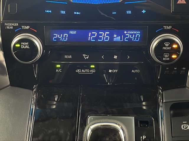 トヨタ アルファード S Cパッケージ 埼玉県 2020(令2)年 4.5万km スパークリングブラックパールクリスタルシャイン モデリスタエアロ　/後席モニター　/社外ナビ　/　AM/FM/CD/DVD/BT/バックカメラ　/ビルトインＥＴＣ　/電動リアゲート　/シートヒーター　/エアシート　/ステアリングヒーター　/メモリ付きパワーシート　/両側パワースライドドア/レーダークルーズコントロール　/レーンキープアシスト/衝突軽減システム/コーナーセンサー/電子パーキング/オートブレーキホールド/ＬＥＤヘッドライト/オートマティックハイビーム/フォグランプ/オットマン/純正アルミホイール/純正フロアマット