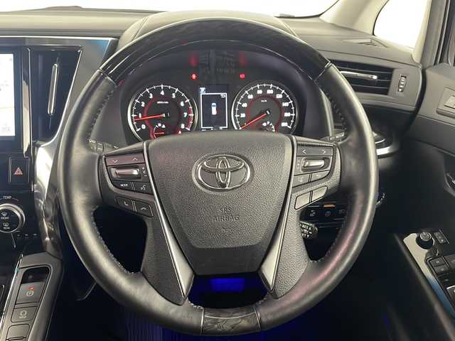 トヨタ アルファード S Cパッケージ 埼玉県 2020(令2)年 4.5万km スパークリングブラックパールクリスタルシャイン モデリスタエアロ　/後席モニター　/社外ナビ　/　AM/FM/CD/DVD/BT/バックカメラ　/ビルトインＥＴＣ　/電動リアゲート　/シートヒーター　/エアシート　/ステアリングヒーター　/メモリ付きパワーシート　/両側パワースライドドア/レーダークルーズコントロール　/レーンキープアシスト/衝突軽減システム/コーナーセンサー/電子パーキング/オートブレーキホールド/ＬＥＤヘッドライト/オートマティックハイビーム/フォグランプ/オットマン/純正アルミホイール/純正フロアマット