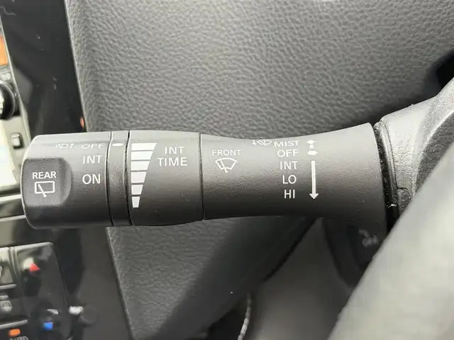 日産 セレナ ライダー Bライン Sハイブリッド 愛知県 2013(平25)年 7.5万km スーパーブラック ナビ　/フリップダウンモニター　/両側パワスラ　/ビルトＥＴＣ　/クルコン　/電格ミラー　/ステアリングスイッチ　/ＵＳＢ／ＡＵＸ　/スマートキー　/HIDライト　/スタッドレス積込　/保証書　/取説　/記録簿　/スペアキー