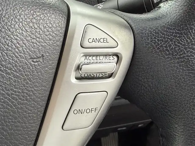 日産 セレナ ライダー Bライン Sハイブリッド 愛知県 2013(平25)年 7.5万km スーパーブラック ナビ　/フリップダウンモニター　/両側パワスラ　/ビルトＥＴＣ　/クルコン　/電格ミラー　/ステアリングスイッチ　/ＵＳＢ／ＡＵＸ　/スマートキー　/HIDライト　/スタッドレス積込　/保証書　/取説　/記録簿　/スペアキー