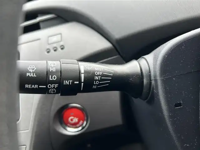 トヨタ プリウス S 千葉県 2013(平25)年 4.2万km ホワイトパールクリスタルシャイン 純正SDナビ/CD/DVD/Bluetooth/フルセグTV/バックカメラ/ドライブレコーダー(DRT-H61A)/プッシュスタート/スマートキー/スペアキー×1/ビルトインETC/純正フロアマット/保証書/取扱説明書