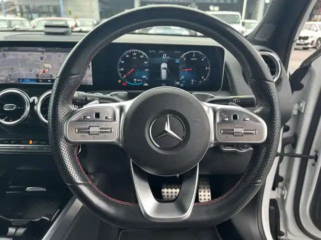 メルセデス・ベンツ ＧＬＢ２００ｄ AMGライン 滋賀県 2020(令2)年 2.2万km デジタルホワイト ＡＭＧライン/ハーフレザー/・メモリ付きパワーシート/・シートヒーター/レーダーセーフティＰＫＧ/ＡＣＣ/ＢＳＭ/３６０°カメラ/アンビエントライト/純正ナビ（ＢＴ／ＤＴＶ／）/ワイヤレスチャージ/純正19インチAW