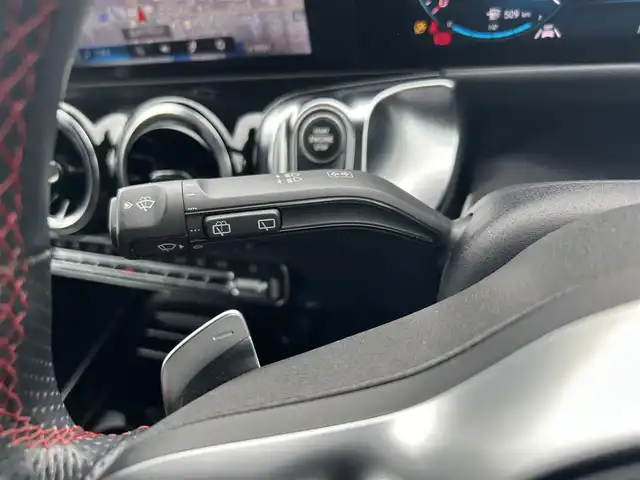 メルセデス・ベンツ ＧＬＢ２００ｄ AMGライン 滋賀県 2020(令2)年 2.2万km デジタルホワイト ＡＭＧライン/ハーフレザー/・メモリ付きパワーシート/・シートヒーター/レーダーセーフティＰＫＧ/ＡＣＣ/ＢＳＭ/３６０°カメラ/アンビエントライト/純正ナビ（ＢＴ／ＤＴＶ／）/ワイヤレスチャージ/純正19インチAW