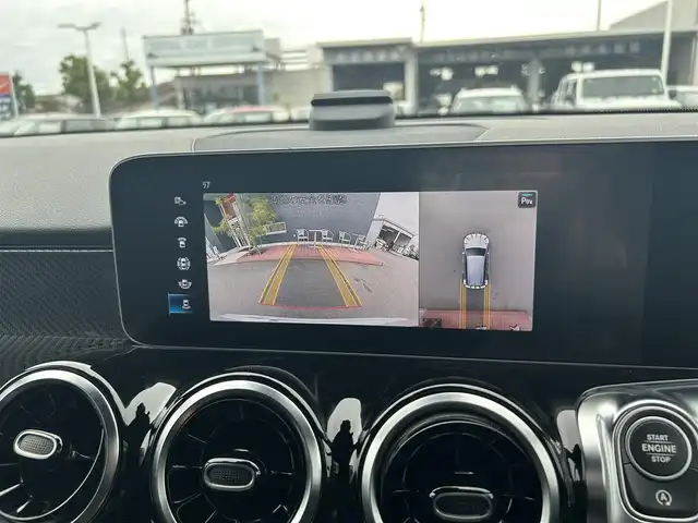 メルセデス・ベンツ ＧＬＢ２００ｄ AMGライン 滋賀県 2020(令2)年 2.2万km デジタルホワイト ＡＭＧライン/ハーフレザー/・メモリ付きパワーシート/・シートヒーター/レーダーセーフティＰＫＧ/ＡＣＣ/ＢＳＭ/３６０°カメラ/アンビエントライト/純正ナビ（ＢＴ／ＤＴＶ／）/ワイヤレスチャージ/純正19インチAW