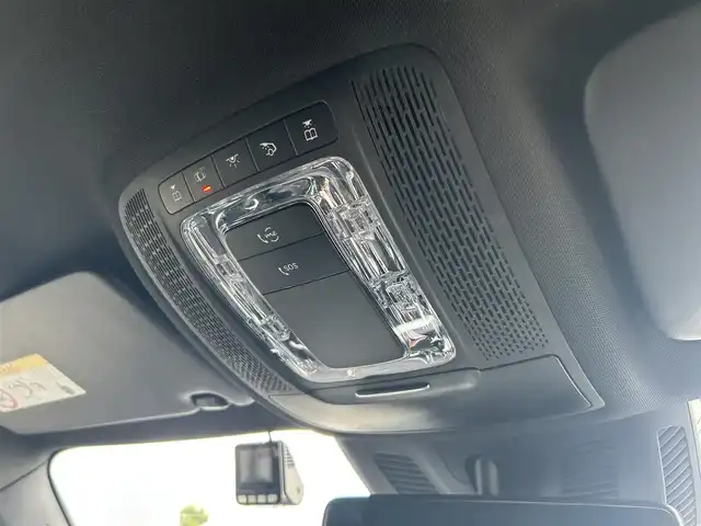 メルセデス・ベンツ ＧＬＢ２００ｄ AMGライン 滋賀県 2020(令2)年 2.2万km デジタルホワイト ＡＭＧライン/ハーフレザー/・メモリ付きパワーシート/・シートヒーター/レーダーセーフティＰＫＧ/ＡＣＣ/ＢＳＭ/３６０°カメラ/アンビエントライト/純正ナビ（ＢＴ／ＤＴＶ／）/ワイヤレスチャージ/純正19インチAW