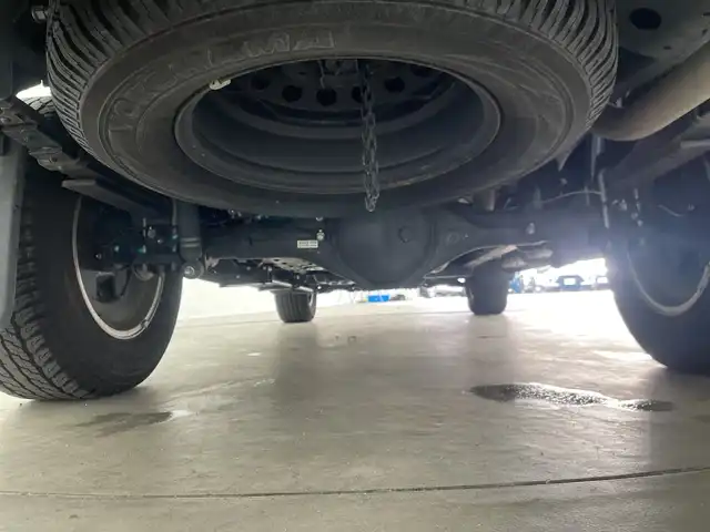 トヨタ ハイラックス Z 三重県 2021(令3)年 1.9万km ダークブルーマイカ /禁煙車//純正7型ナビ/　フルセグTV/Bluetooth//TRD製格納ステップ//コーナーセンサー//フォグライト//レーダークルーズコントロール//純正アルミホイール//前後ドラレコ//バックカメラ//鍵付きトノカバー//ヒッチメンバー//ETC//ステアリングスイッチ//プッシュスタート//スマートキー