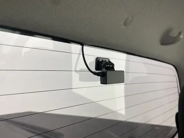 トヨタ ハイラックス Z 三重県 2021(令3)年 1.9万km ダークブルーマイカ /禁煙車//純正7型ナビ/　フルセグTV/Bluetooth//TRD製格納ステップ//コーナーセンサー//フォグライト//レーダークルーズコントロール//純正アルミホイール//前後ドラレコ//バックカメラ//鍵付きトノカバー//ヒッチメンバー//ETC//ステアリングスイッチ//プッシュスタート//スマートキー