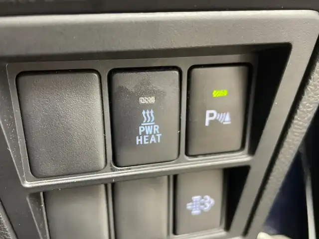 トヨタ ハイラックス Z 三重県 2021(令3)年 1.9万km ダークブルーマイカ /禁煙車//純正7型ナビ/　フルセグTV/Bluetooth//TRD製格納ステップ//コーナーセンサー//フォグライト//レーダークルーズコントロール//純正アルミホイール//前後ドラレコ//バックカメラ//鍵付きトノカバー//ヒッチメンバー//ETC//ステアリングスイッチ//プッシュスタート//スマートキー