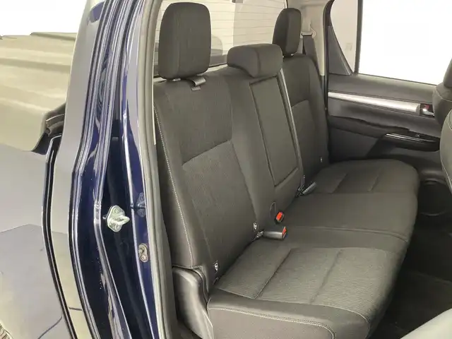 トヨタ ハイラックス Z 三重県 2021(令3)年 1.9万km ダークブルーマイカ /禁煙車//純正7型ナビ/　フルセグTV/Bluetooth//TRD製格納ステップ//コーナーセンサー//フォグライト//レーダークルーズコントロール//純正アルミホイール//前後ドラレコ//バックカメラ//鍵付きトノカバー//ヒッチメンバー//ETC//ステアリングスイッチ//プッシュスタート//スマートキー