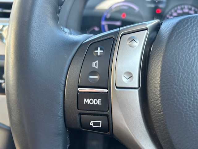 レクサス ＲＸ 宮城県 2013(平25)年 5.2万km ホワイトパールクリスタルシャイン 走行距離：51953km/モデリスタエアロ/１００Ｖ充電/サンルーフ/シートヒーター・エアシート/純正ナビ/追従機能付きクルーズコントロール/電動リアゲート/レザーシート/前後コーナーセンサー/純正フロアマット/純正アルミホイール/ＬＥＤライト/バックカメラ/ＥＴＣ/左サイドカメラ/ステアリングヒーター/純正ドアバイザー/ヘッドライトウォッシャー/AM・FM・TV・BT・AUX・USB・DISC・HDD