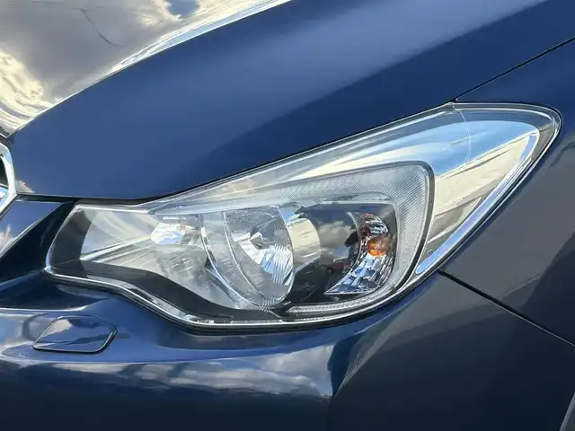 スバル インプレッサ ＸＶ 2．0i－L アイサイト 山形県 2016(平28)年 7.1万km ダークブルーパール 4WD/禁煙車/純正SDナビ/フルセグTV/AM/FM/Bluetooth接続/ドライブレコーダー/ETC車載器/バックカメラ/オートライト/レーンキープ/アイサイト/ブラインドスポットモニター/レーダークルーズコントロール/LEDヘッドライト/D/N席パワーシート/ハーフレザーシート/純正17インチアルミホイール/純正フロアマット/純正ドアバイザー