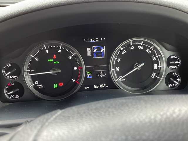 トヨタ ランドクルーザー ZX 山口県 2019(令1)年 5.7万km アティチュードブラックマイカ ワンオーナー/サンルーフ/茶レザーシート/前席/セカンドパワーシート/前席/セカンドシートヒーター/前席エアシート/サードシート電動格納/純正ナビ/DVD/CD/SD/MSV/USB/AUX/BT/純正フルセグTV/全周囲カメラ/純正LEDヘッドライト/純正フォグランプ/オートライト/オートハイビーム/純正２０インチアルミホイール/社外エアロ/ルーフレール/ウッドコンビステアリング/ステアリングヒーター/ステアリングスイッチ/クルーズコントロール/ウッド調パネル/衝突被害軽減ブレーキ/LDA/BSM/横滑り防止/コーナーセンサー/スマートキー×２/ビルトインETC2.0/純正フロアマット/トランクフロアマット/純正ドアバイザー/ドライブレコーダー/電動格納ウインカードアミラー(オート機能付き)