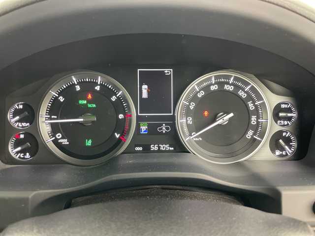 トヨタ ランドクルーザー ZX 道央・札幌 2019(令1)年 5.7万km アティチュードブラックマイカ ・ワンオーナー/・純正ナビ&DVD&CD&SD&MSV&USB&AUX&BT/・サンルーフ/・全周囲カメラ/・フロント/サイドカメラ/・トヨタセーフティセンス/・衝突被害軽減ブレーキ/・LDA/・BSM/・横滑り防止/・コーナーセンサー/・クルーズコントロール/・前席/セカンドパワーシート/・メモリ付シート/・前席/セカンドシートヒーター/・前席エアシート/・茶レザーシート/・サードシート電動格納/・ドライブレコーダー/・ビルトインETC2.0/・ステアリングスイッチ/・純正ドアバイザー/・純正フロアマット/・トランクフロアマット/・電動格納ウインカードアミラー(オート機能付き)/・純正LEDヘッドライト/・純正フォグランプ/・オートライト/・オートハイビーム/・純正２０インチアルミホイール/・社外エアロ/・ルーフレール/・スマートキー×２