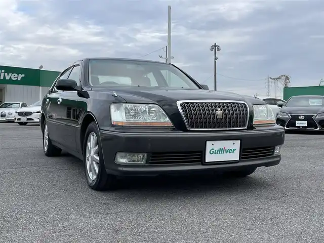 トヨタ クラウン マジェスタ Cタイプ 千葉県 2002(平14)年 5.3万km ブラキッシュグリーンマイカ ベージュ本革シート/純正ナビ/パワーシート/クルーズコントロール/純正キセノンヘッドライト/フォグランプ/ヘッドアップディスプレイ/純正16インチアルミホイール/電動リヤサンシェード/本革巻きステアリング/木目調パネル/サイド＆カーテンエアバッグ/ドアバイザー/新車時保証書