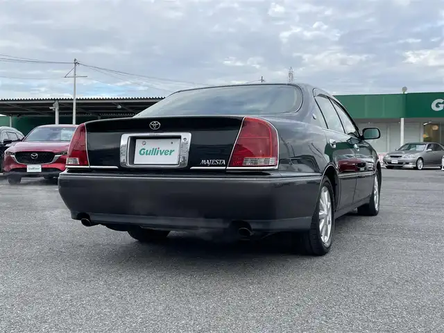 トヨタ クラウン マジェスタ Cタイプ 千葉県 2002(平14)年 5.3万km ブラキッシュグリーンマイカ ベージュ本革シート/純正ナビ/パワーシート/クルーズコントロール/純正キセノンヘッドライト/フォグランプ/ヘッドアップディスプレイ/純正16インチアルミホイール/電動リヤサンシェード/本革巻きステアリング/木目調パネル/サイド＆カーテンエアバッグ/ドアバイザー/新車時保証書