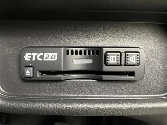 ホンダ オデッセイ G エアロ ホンダセンシング 埼玉県 2018(平30)年 1.7万km プラチナホワイトパール 純正９型ナビ　両側電動　Ｂカメラ　ＥＴＣ　フルセグＴＶ　アダプティブクルーズコントロール　レーンキープ　ＬＥＤヘッドライト　純正フロアマット　スマートキー　ＨＤＭＩ　Ｂｌｕｅｔｏｏｔｈ